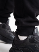 Штани на манжеті Better Basic Black